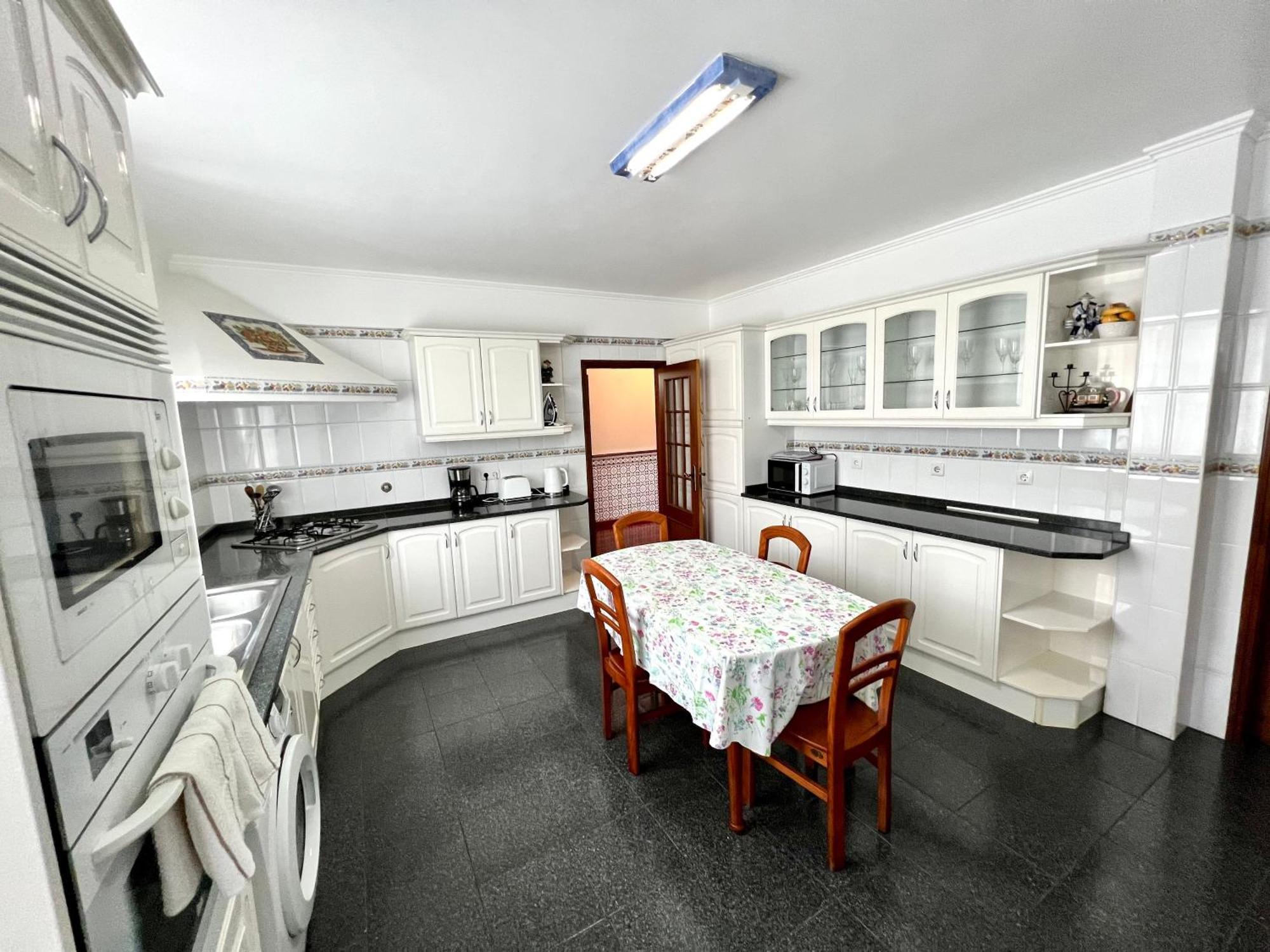 Classic Tranquil Madeiran 4-Bedroom Villa Funchal Eksteriør billede